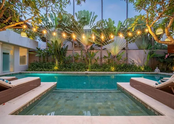 Sunsara 2 - Spacious 4-bedroom Haven Next To Berawa *