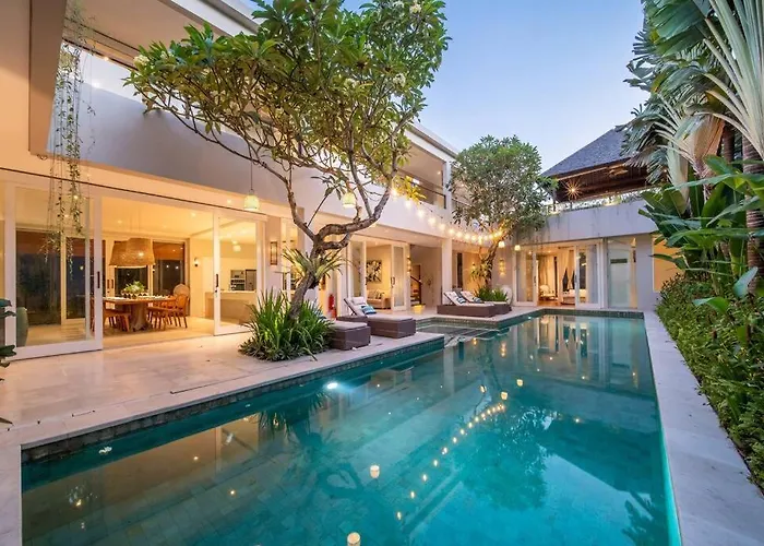 Sunsara 2 - Spacious 4-bedroom Haven Next To Berawa