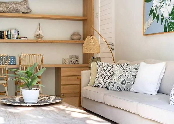 Sunsara 2 - Spacious 4-bedroom Haven Next To Berawa