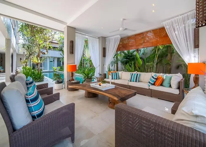 Sunsara 2 - Spacious 4-bedroom Haven Next To Berawa *