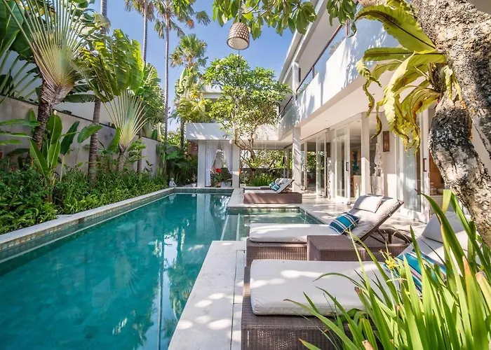 Villa Sunsara 2 - Spacious 4-bedroom Haven Next To Berawa