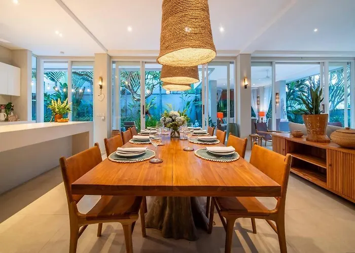 Sunsara 2 - Spacious 4-bedroom Haven Next To Berawa